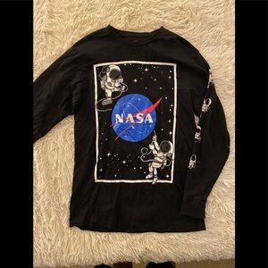Black, medium, long sleeve Astronaut NASA tee